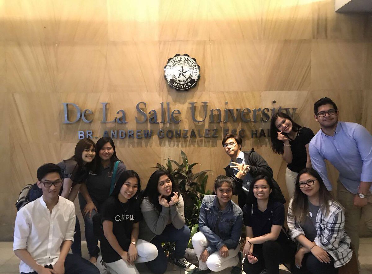 iamangelcenteno's tweet photo. LaSallian for a day. Thanks @TheOfficialEES ❤️ &amp; @DLSUYES 💚

#CampusSwap
#DLSUxENDERUN
#EESinDLSU2017 https://t.co/d2LxjPAp5O
