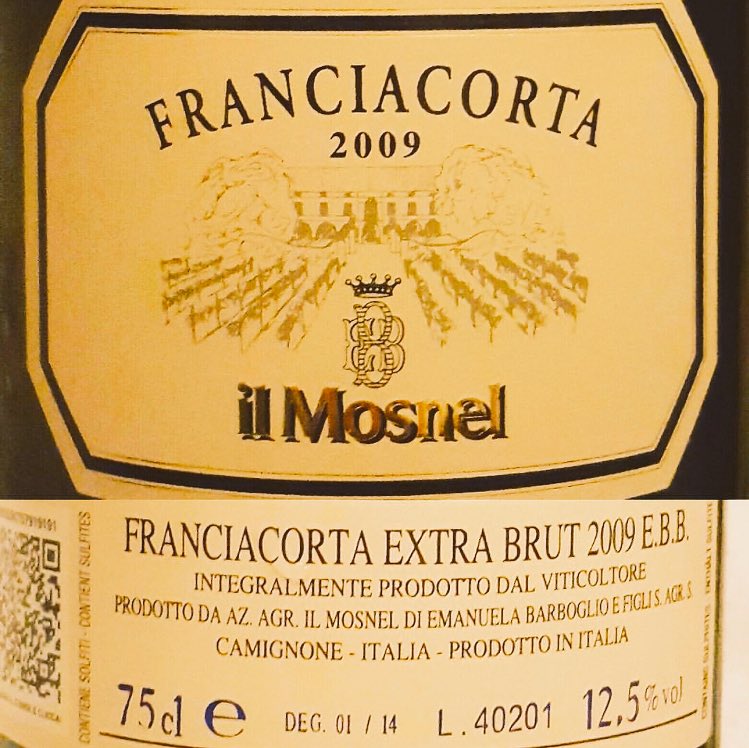 sbollando_team's tweet photo. @ilmosnel #FRANCIACORTA 2009
88/1000 🍾🏆
#TASTER - #ILCURIOSO
https://t.co/ncHQruLYps
#sbollandoteam #extrabrut #wine #vino #winelover https://t.co/VknML6gCNH
