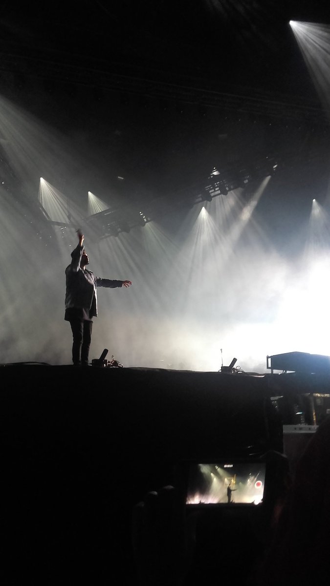 xogirl___'s tweet photo. #LollapaloozaParis à jamais gravé dans mon cœur ♡ https://t.co/VnWzMbLkKY