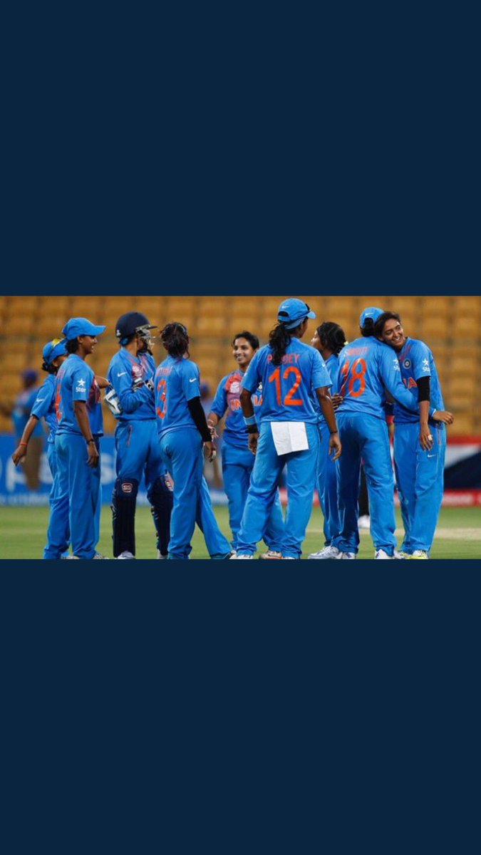 IamWasim_JMI's tweet photo. Common #TeamIndia🇮🇳!!!! #LastPunch 2 hold #Trophy🏆🏆🏏🏏!WomenInBlueBleed👏👍#Hoping good #WCFinalClash2K17 #WomenInBlue #IndvsEng @M_Raj03 https://t.co/KK2NQDxJc1