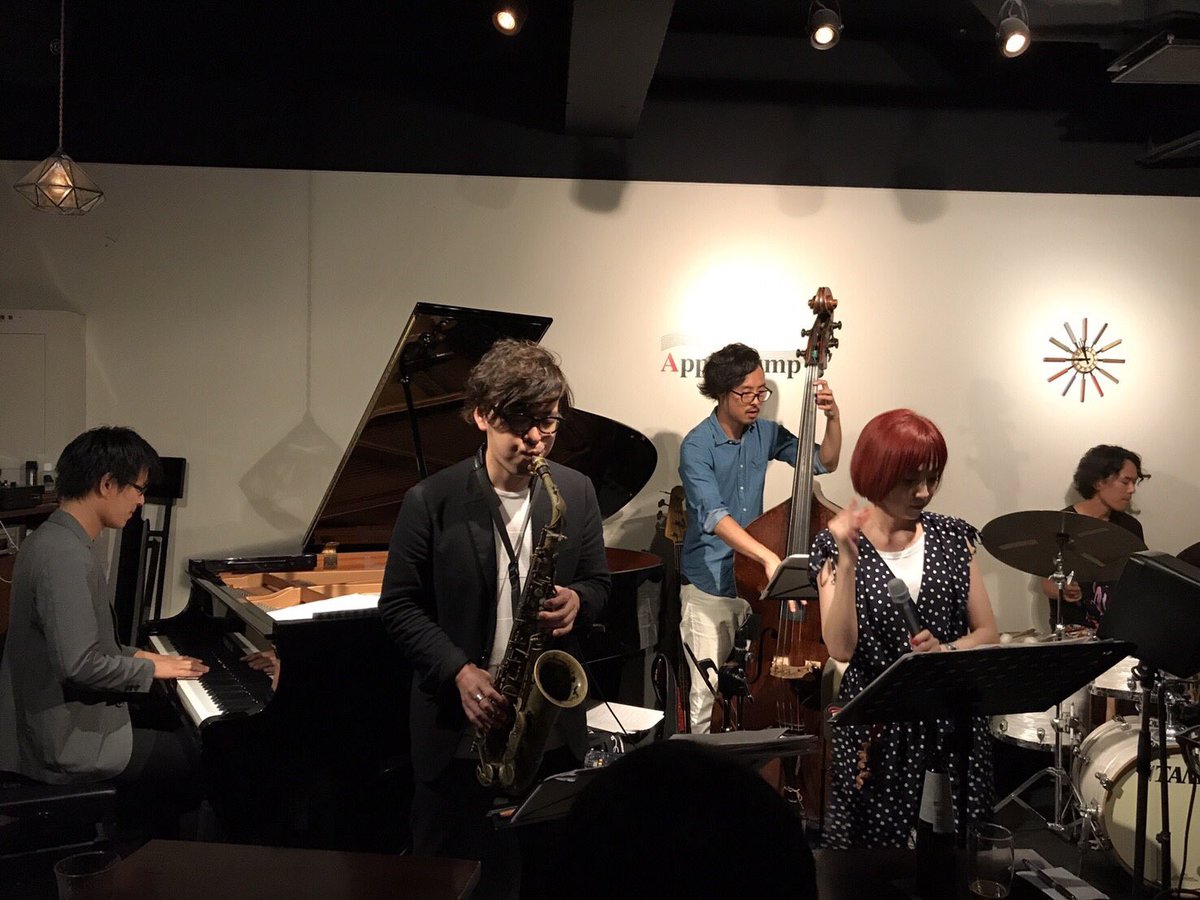 Mai Petty 昨日は 池袋アップルジャンプ お越し頂きましてありがとうございました オリジナルも沢山演奏しました 次回ペティのフル編成のライブは私のオンタイムバースデー 9 23 土 神保町楽屋 7人編成で盛大にまいります 是非 Maipetty