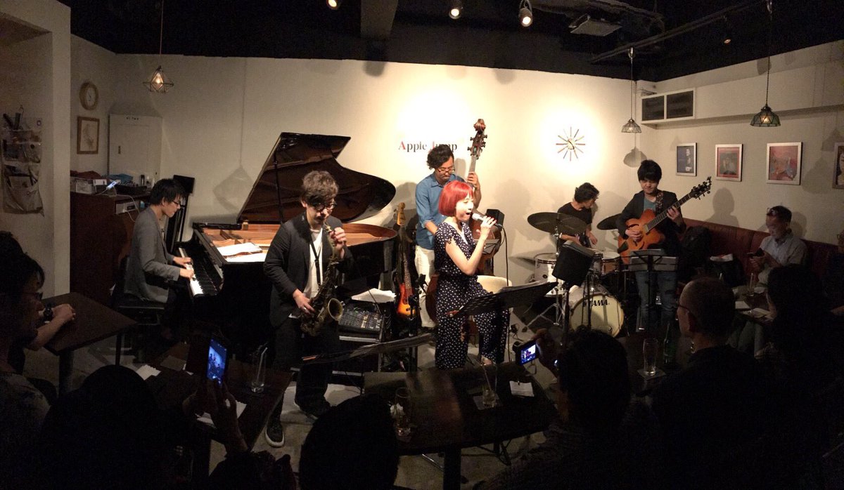 Mai Petty 昨日は 池袋アップルジャンプ お越し頂きましてありがとうございました オリジナルも沢山演奏しました 次回ペティのフル編成のライブは私のオンタイムバースデー 9 23 土 神保町楽屋 7人編成で盛大にまいります 是非 Maipetty