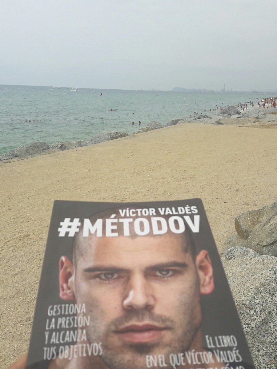 paunl13's tweet photo. Releyendo una lectura más que recomendada!!! #metodov #victorvaldes @1victorvaldes ⚽ https://t.co/ERNIrtA1FW