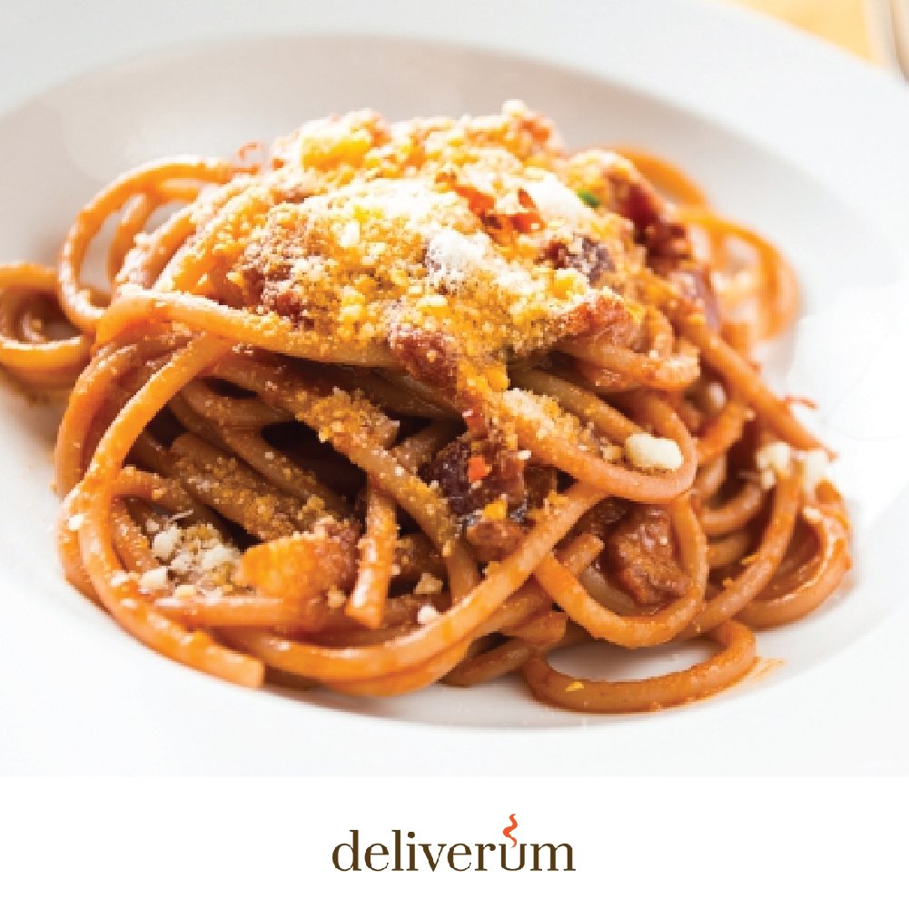 Deliverum's tweet photo. Giraluna Restaurante ofrece auténtica cocina italiana a un precio apto para todos los bolsillos. https://t.co/AcRyOXM0xd https://t.co/lTnvzTBB4w
