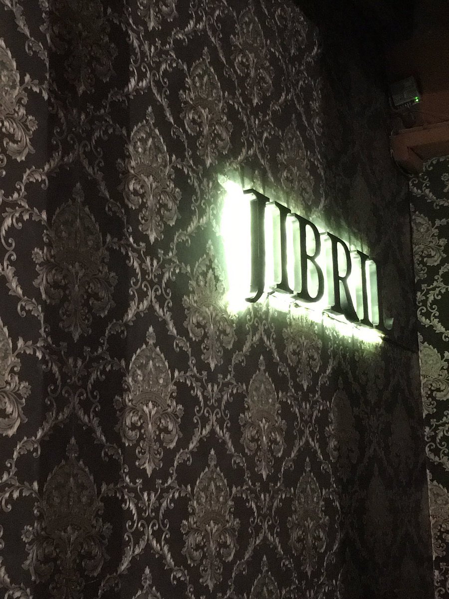 isrockstar's tweet photo. Someone birthday is here!
#secretdoor
#ss15
#threeseries https://t.co/dgeBpoH1Ag