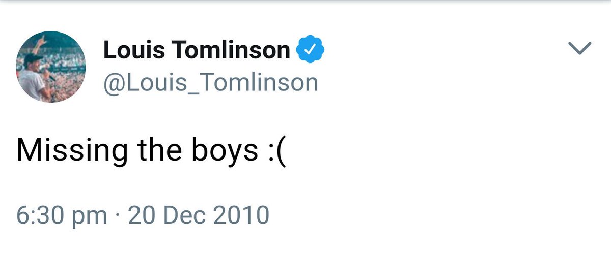 itslousecrets's tweet photo. #7YearsOfOneDirection

Come mi sento oggi, mood del giorno: https://t.co/kvozYkkQ53