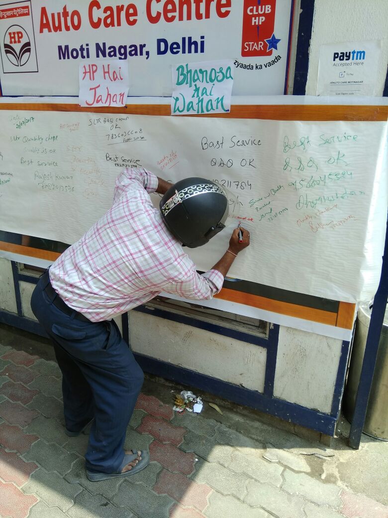 vimaljansurya's tweet photo. Collecting instant feedback on Q&amp;Q Campaign at ACC Moti Nagar COMCO @DhirajSinha16 @HPCL @subodhbatra10 @Rg03Goel @bajpaiv1 https://t.co/pBYIagfI8J