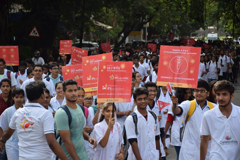 rgs14's tweet photo. 1k Pharmacy Students & docs participate in #HeteroHealthcare
2nd #Hepathon 3 Kms #Walkforliver 2 create #awarenessforHepatitis & #saveliver https://t.co/gf36SIgMdJ