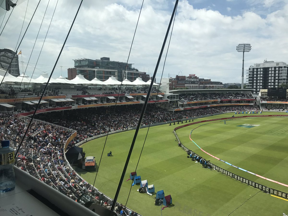 iramabbasi's tweet photo. #ENG 3rd wicket down for 63! #EngvInd #WWC17 #LiveFromLords @BBCUrdu https://t.co/HQHCEJcZsf