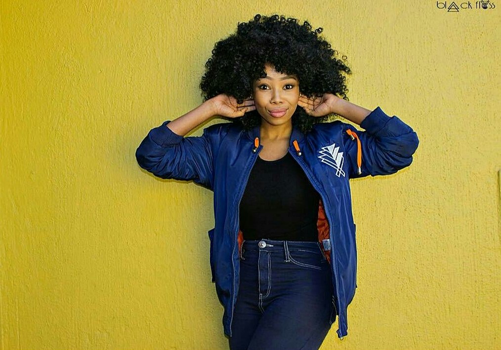 CandieModiselle's tweet photo. A @blvck_floss_fvshion &amp; Candie collabo😜 Copped the last navy blue bomber for R380. Still available in green &amp; black. Let's support local🔥 https://t.co/4r6NE0LZpv