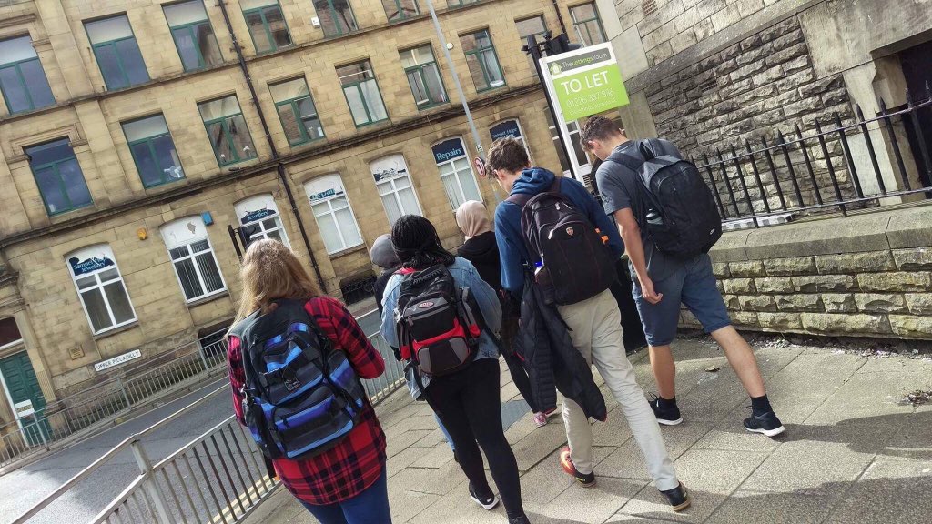 NCSteamjackman3's tweet photo. We're on the way for our volunteer day at the Shakespeare court care home! #NCS #TeamJackman https://t.co/JCW4xYZnOr