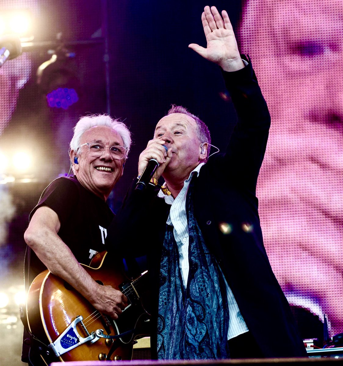 Peter_Noble's tweet photo. Jim Kerr &amp; Trevor Horn perform Waterfront at Rewind Scotland #Rewind #SimpleMinds #TrevorHorn https://t.co/ePgMw5Ywjc