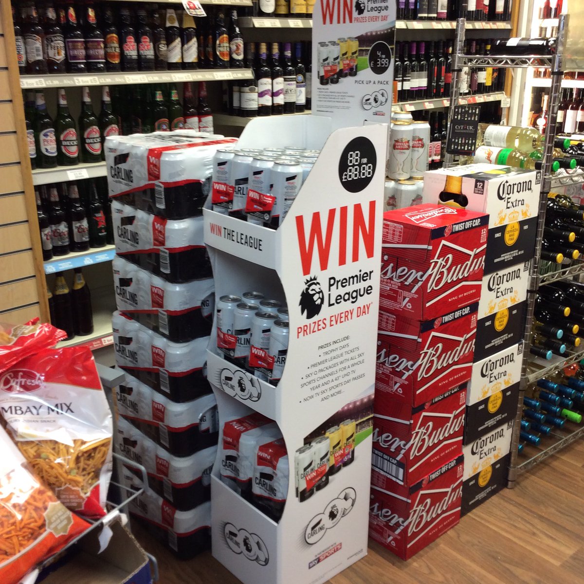 PowerforceMC23's tweet photo. #Wintheleague  # @carling @BargainBooze Whittle-le-woods BBOOZE
Retailer embraces "On pack Offers" "Premier league prizes" 📈🛒⚽️🍺 https://t.co/kOsfJIZIaq