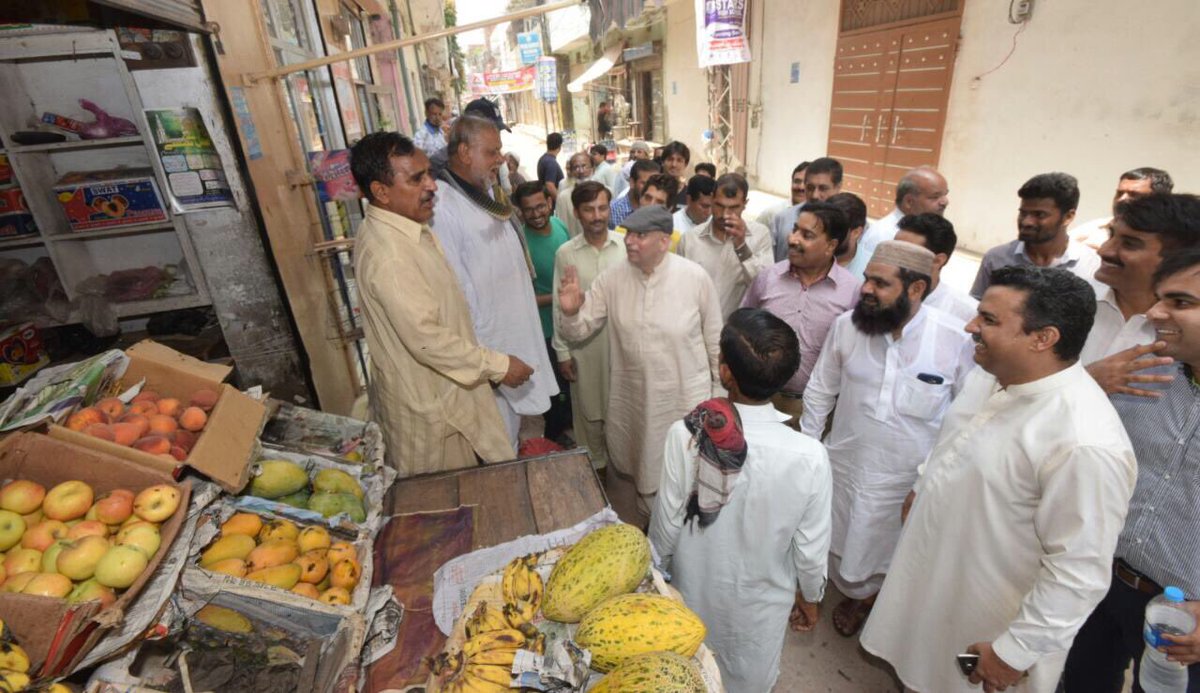 TeamSarwar's tweet photo. "میں بھی ہوں عام آدمی" https://t.co/SeIhxYcaSu
