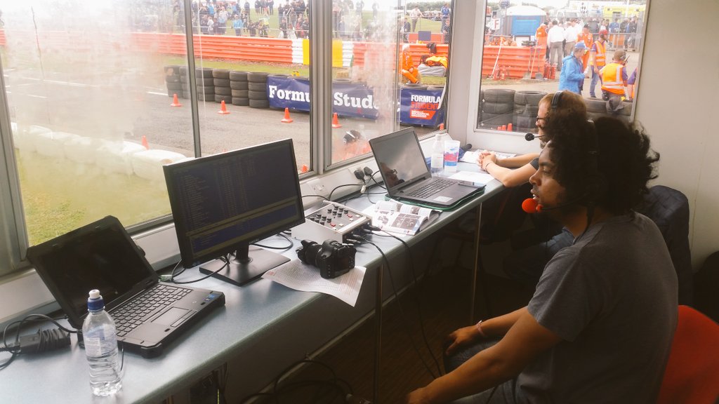 joshkruseF1's tweet image. .@RacecarEngineer talking. Always talking. #formulastudent #FS2017