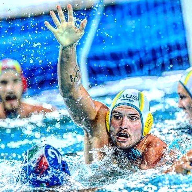 WPoloByTheSea's tweet photo. @jarrodgilchrist in action 2nite 9:30pm AEST 4 @waterpoloaus #AUSvBRA 🇦🇺🇧🇷#waterpolo @budapest2017 @fina1908 #FINALiveTV #australia #brazil https://t.co/WIFao34oe1