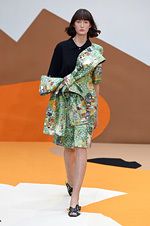 accessrunway's tweet photo. AALTO Spring/Summer 2017 https://t.co/pJmvflL5RY Paris #fashionshow #runway #fashion #AALTO https://t.co/KH67Bw0dPG