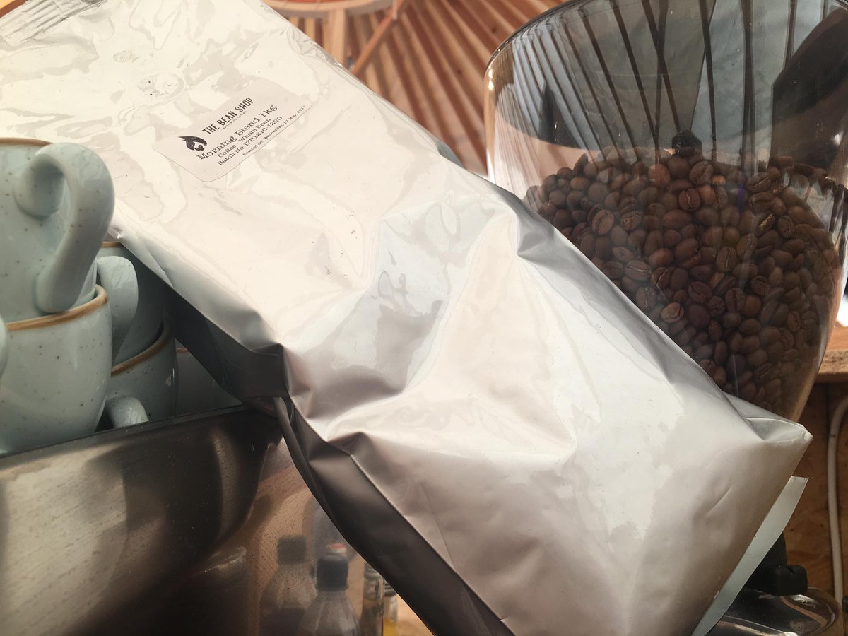 #SundayMorning #acoffeeplease <a href="/TheBeanShopUK/">The Bean Shop</a> #morningblend 
Even although it's officially afternoon...#sundayvibes