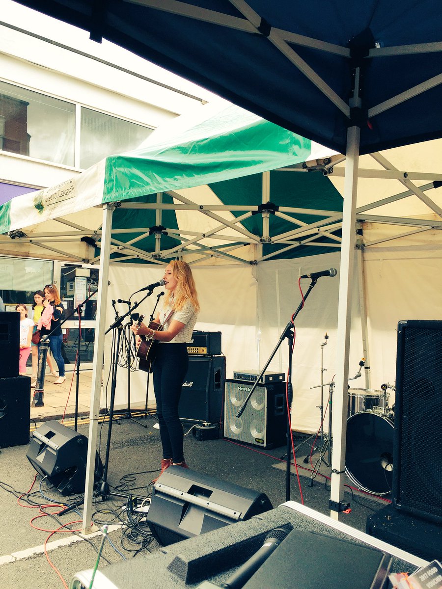 14Records's tweet photo. We've got @_charliemucklow on stage right now! 

@cjseventswarks 
#kenilworthfoodfest https://t.co/OSIYI3eQ1c