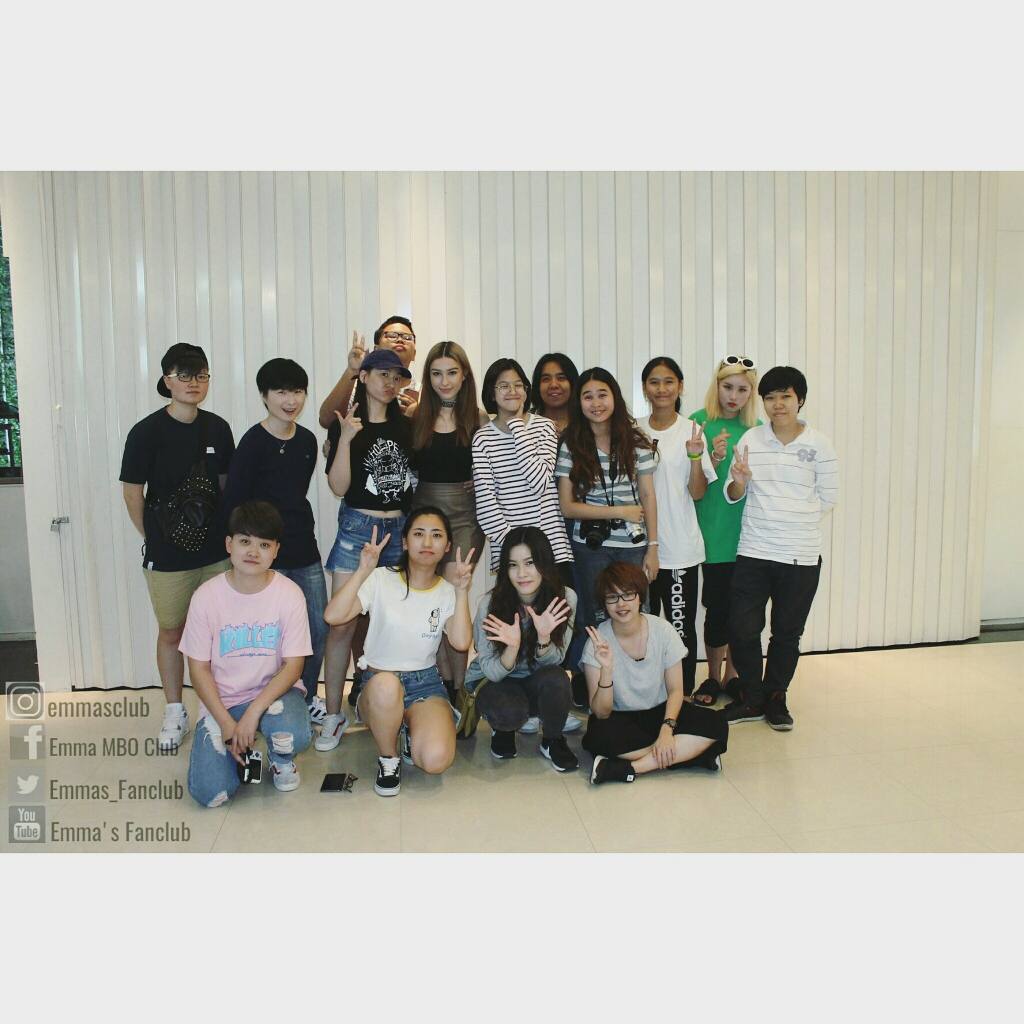 Emmas_Fanclub's tweet photo. ครอบครัวของเอ��มม่า Thanks to all of you who came to Emma today.  #emmambo #mboofficial #emmafam https://t.co/epnrqs8Uef