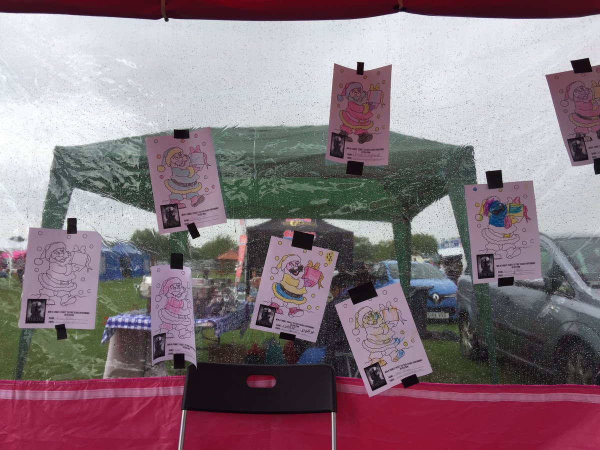 harlowplayhouse's tweet photo. At #upwardswithdowns Fun day event - it's raining but we've still got our Christmas spirit! Chance to win 4 tickets to this years Panto! https://t.co/ar14ffSQjp