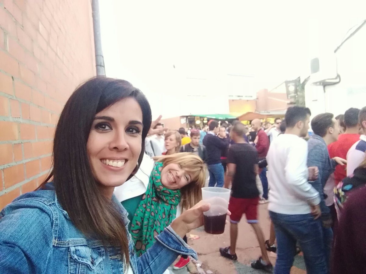 ericapucela81's tweet photo. Madre que bien lo hemos pasado! !!! https://t.co/YUsFQHho65