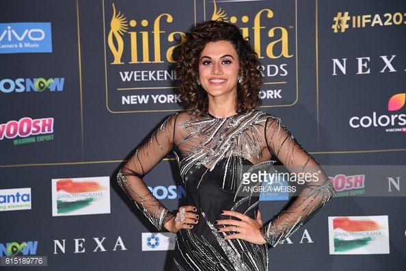 TaapseePFanClub's tweet photo. PICS fabulous @taapsee at IIFA 2017 https://t.co/ZrOIgqdLCW