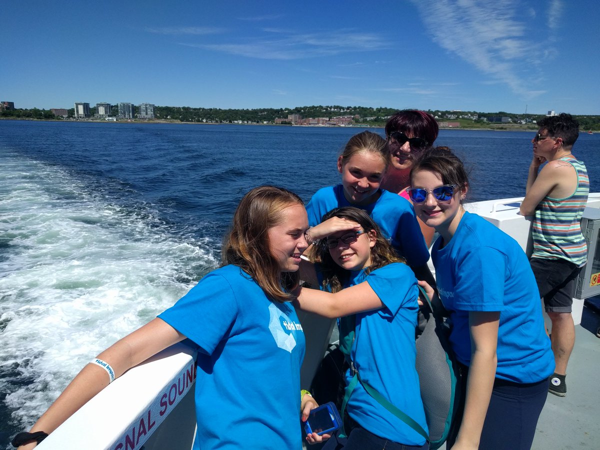 Hyperhiltz's tweet photo. Riding the Ferry. I don't think we lost anyone yet. Emily??? https://t.co/tPrEuQ7wK1