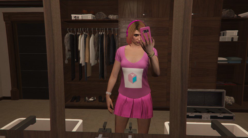 the.HarisPilton tweet media