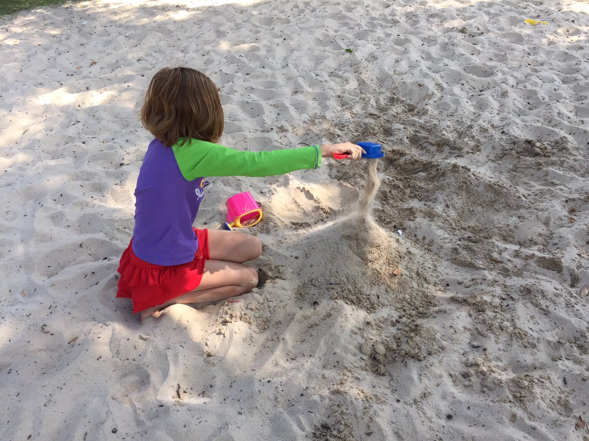 discoverschools's tweet photo. When does children's play look like work, or work look like play? #hemisfair #yanaguanagardens @hemisfair https://t.co/TeQpIu9trI