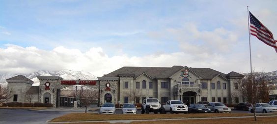 StorageArthur's tweet photo. King Arthur Self Storage in Draper Utah has an excellent location to service both Salt Lake County, Utah &amp; Utah County, Utah. https://t.co/jpN92giK9b