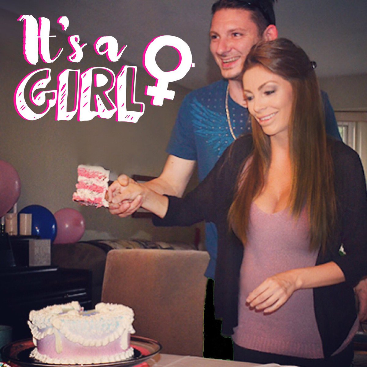 OmgAmandaTweets's tweet photo. Anddd....it's a girl!! 🎀💕🍼 #itsagirl #genderreveal #genderrevealparty #momtobe #pregnant #princessontheway https://t.co/uxCDf7jvpG