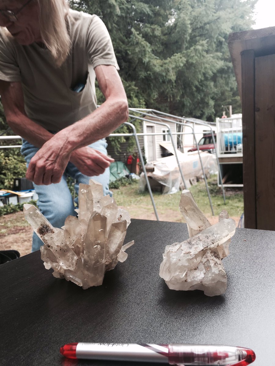 FrozenGoldAdam's tweet photo. How did the search for a lost gold mine lead me to a UFO crash site-crystal prospectors,&amp; a lost civilization? #crystals #Aliens #OJSimpson https://t.co/zlb6BkdkDB