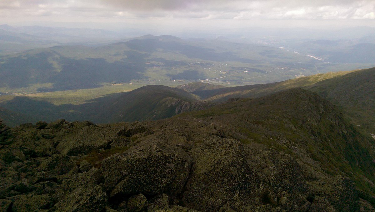 JamCharlesworth's tweet photo. Northern Presis hike yesterday! Scenes from summit of Mt. Adams. #WhiteMountains #Finding4000 #HiketheWhites https://t.co/Gqn3aNxcgP