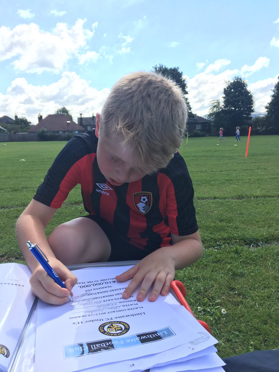 LFCU10s's tweet photo. #SuperSunday 
#TransferNews
#RecordBreaking Spending @linthwaitejfc 60,000,000 #million

6 Players #signed today, here's 4 of them!

#part1 https://t.co/R4wCIhUjgb