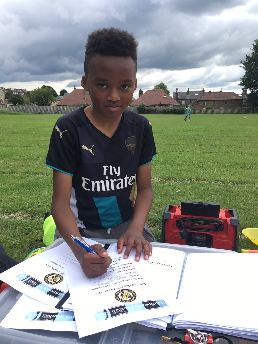 LFCU10s's tweet photo. #SuperSunday 
#TransferNews
#RecordBreaking Spending @linthwaitejfc 60,000,000 #million

6 Players #signed today, here's 2 of them!

#part1 https://t.co/p9TVIBNQ2F