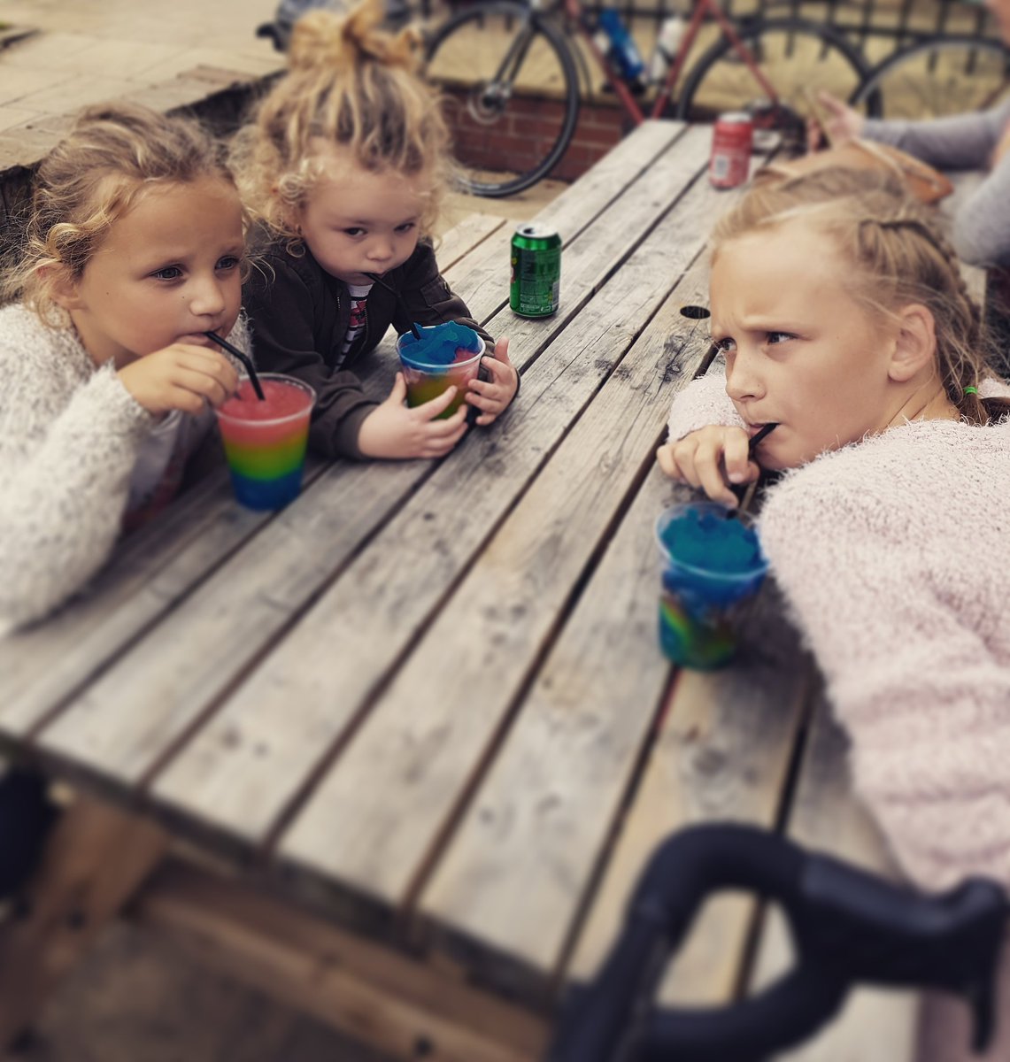 acturner1987's tweet photo. The 3 amigos 
#family1st #family #bestpala https://t.co/ple7x6NW1n