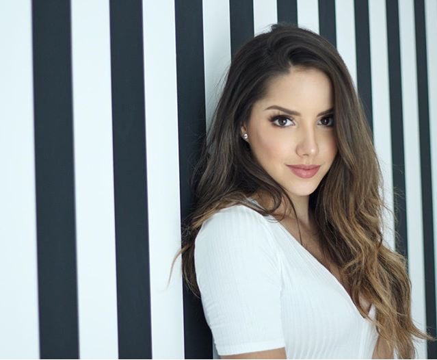 ColombianasH's tweet photo. 🇨🇴 con lo que nos tropezamos a diario 🇨🇴 https://t.co/j3hgTMWW3g