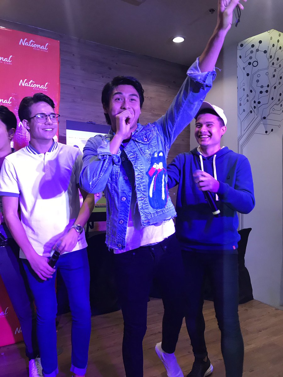 ephrzien's tweet photo. #HashtagsJournal Book Signing at National Bookstore Glorietta 1 https://t.co/NLQdNEYJu1