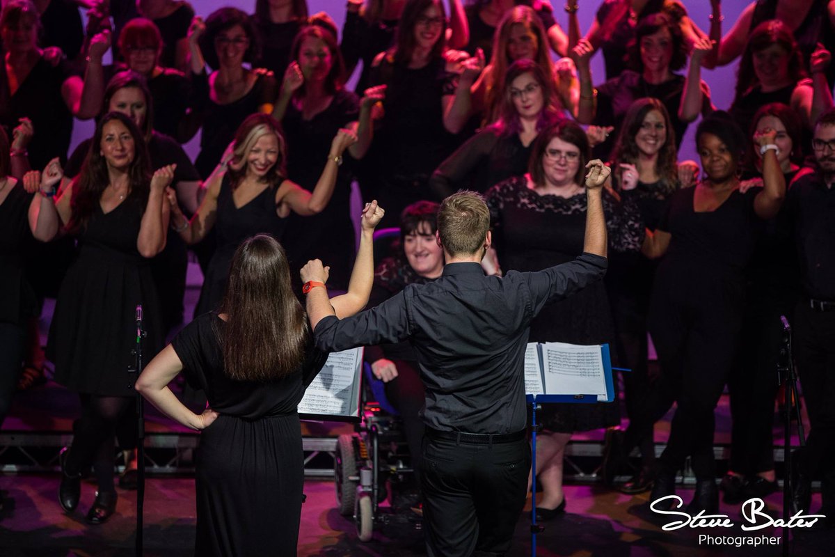kerrien_270811's tweet photo. A couple of @SteveBatesPhoto's wonderful shots from our @bshowchoir gig yesterday! 😄 https://t.co/KkF5HvAzxe