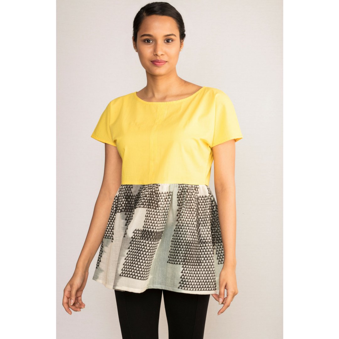 tamasqIndia's tweet photo. This spunky top will add a splash of colour to your wardrobe! The Astral Top can also be made to your measurements: https://t.co/wqVXh94yrV https://t.co/Ddws0R7ugK
