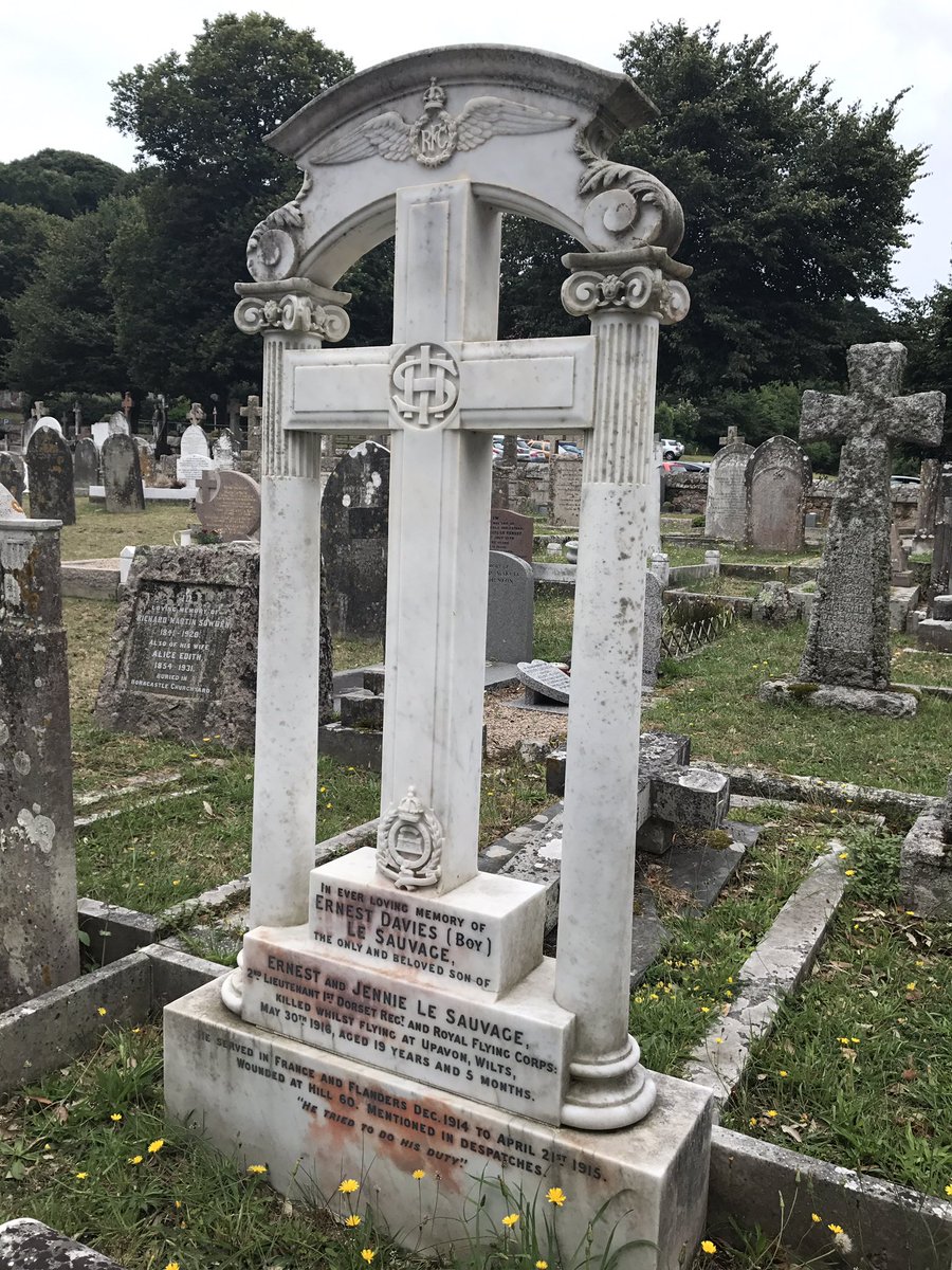 Richard van Emden tweet media