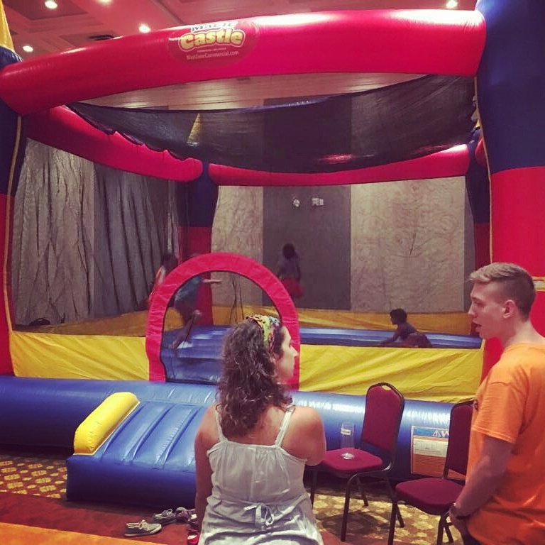 matapaorg's tweet photo. Attn #HamOnt parents: free bouncy castle &amp; kid's music festival now till 3 #babysitting #freefestival #matapamuaic https://t.co/YZzCao1nJb