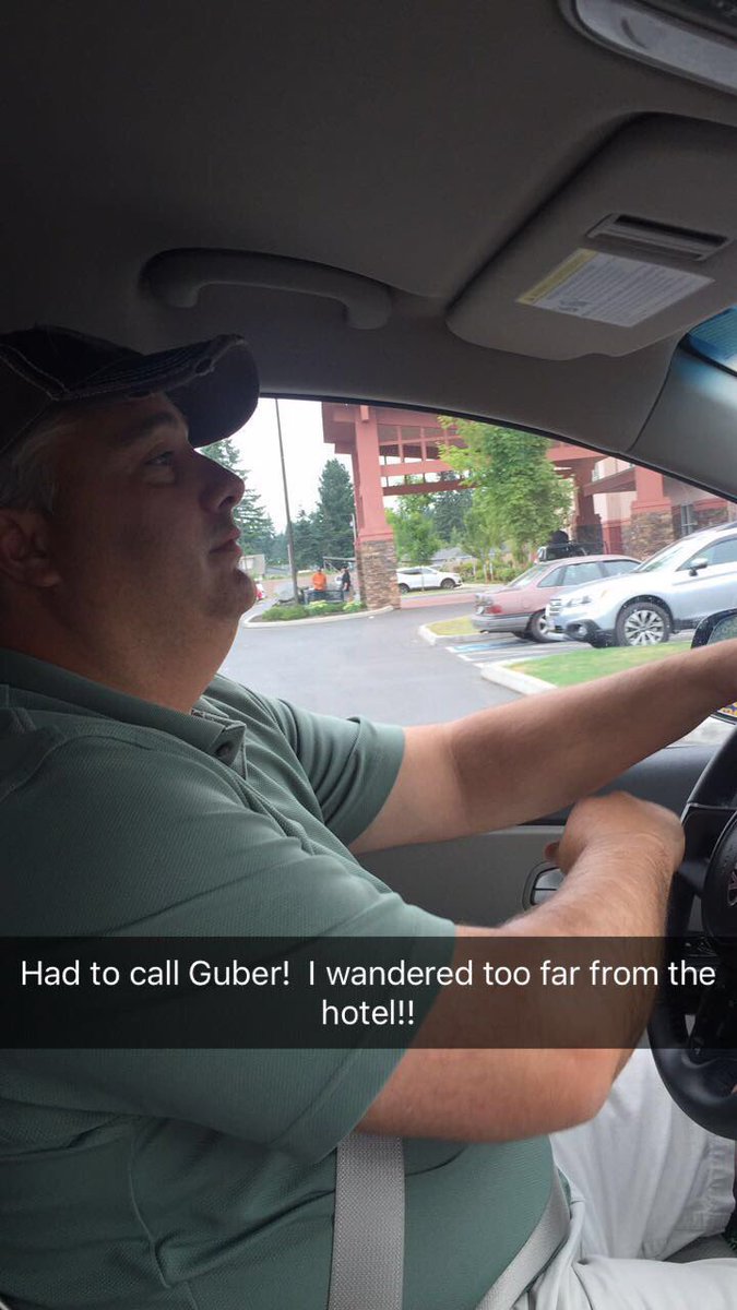 RhondaVincent13's tweet photo. Had to call #Guber Wandered too far from the shore! LOL #MickeyHarris to my rescue! 😂 https://t.co/BNoDNu6oMM