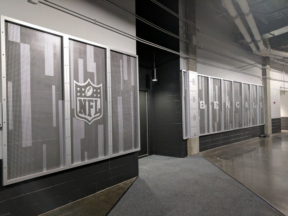 Cincinnati Bengals On Twitter One Sunday Closer To Football The Wall Leading From The Team Tunnel And Into The Locker Room Has A New Look This Season Bengals50 Https T Co 5xyhv3hpt9