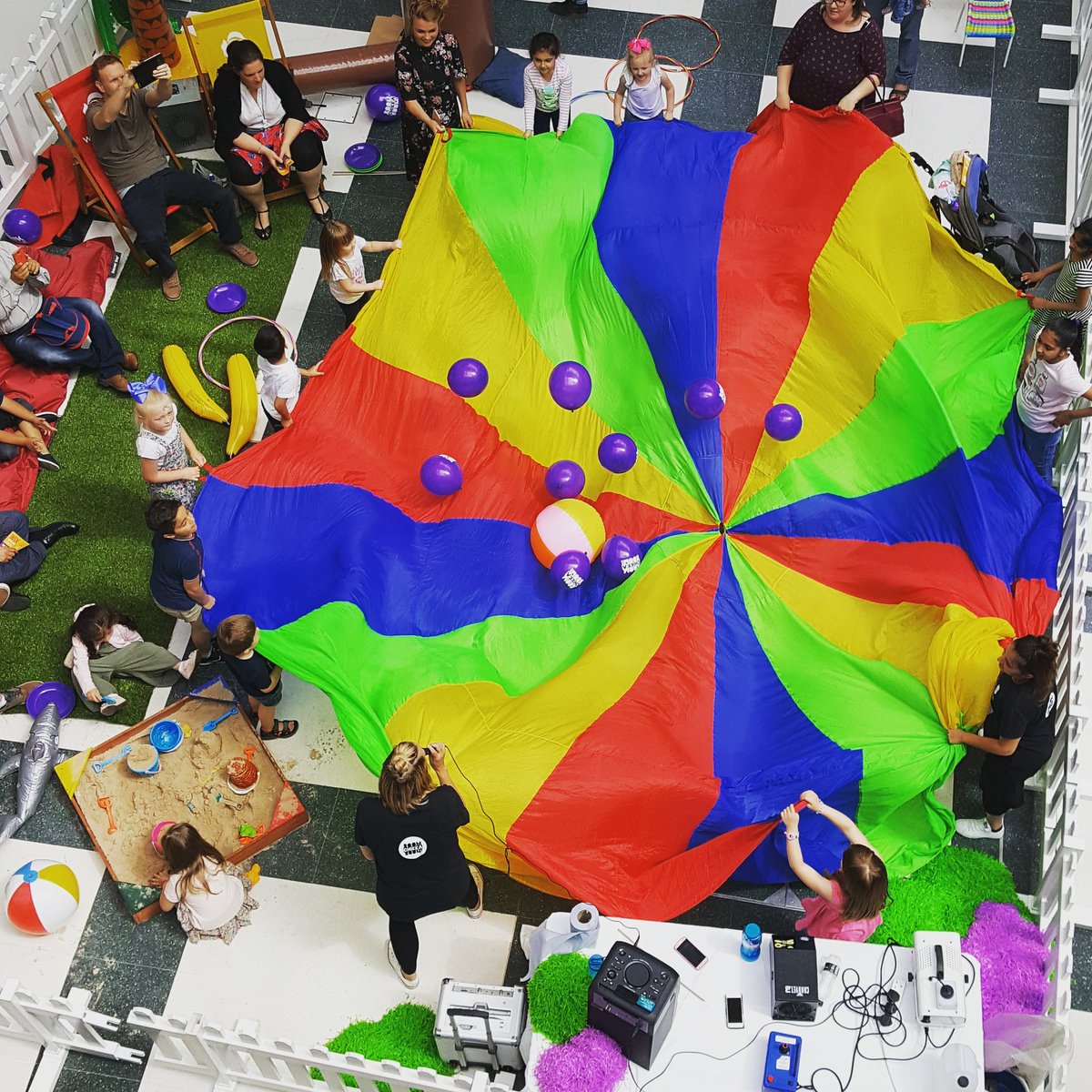 whiteroseleeds's tweet photo. Who's joining us for round 2 today? The funs still on until 5pm... #letslimbo #CFLis5 #whiteroseleeds https://t.co/MiKO2BpNNL