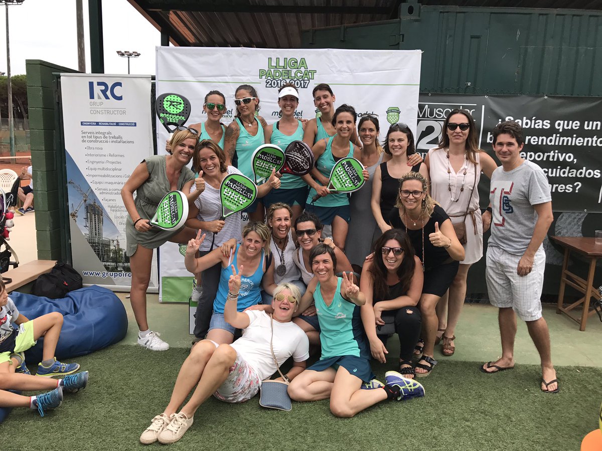 expomon's tweet photo. #Campeonas de #PadelCat 3a Femenina! Felicidades!!! @Padelcat @pulpopadel @tennisandpadelnavarcles #Expomon #padelnavarcles #EXPOMONpadel!!! https://t.co/nCnEDEFC31
