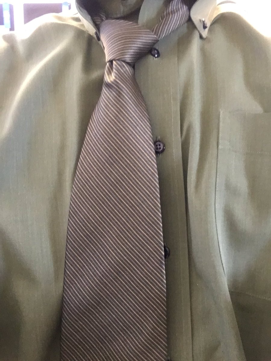 CarpizoMD's tweet photo. #lancerstrong new school colors https://t.co/urZTTQnQO2