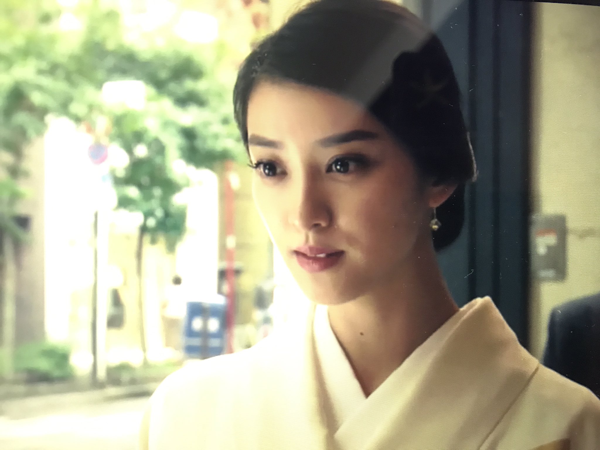 Shiso Kozu 黒革の手帳 リメイク版もなかなか良いです 武井咲チャンが美人さん 派手な洋服も似合う 武井咲 松本清張 黒革の手帳1話 派遣切り 真矢みき 江口洋介 T Co Pzyofzcsyt Twitter Shiso Kozu 黒革の手帳 リメイク版もなかなか良いです 武井咲チャンが美人さん 派手な洋服も似合う 武井咲 松本清張 黒革の手帳1話 派遣切り 真矢みき 江口洋介 T Co Pzyofzcsyt Twitter