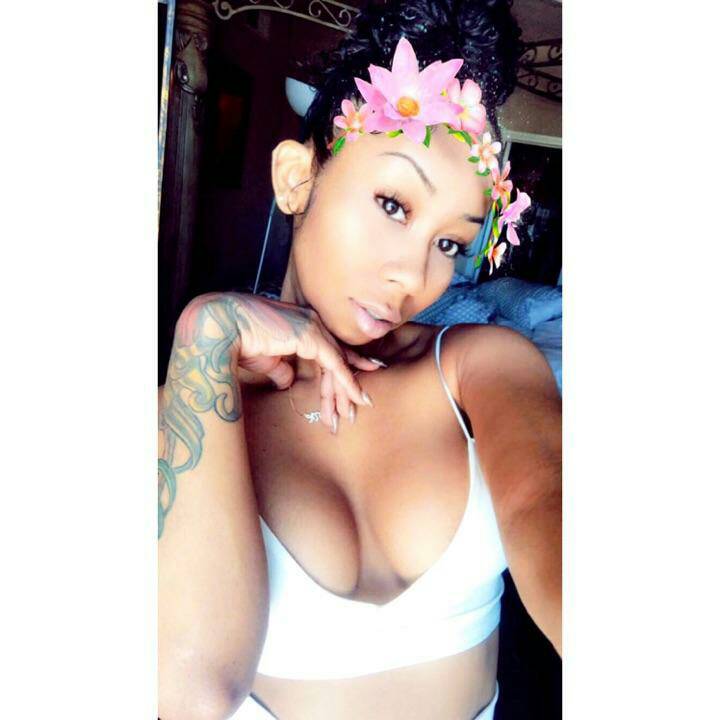 cmcglothlin0868's tweet photo. 🙌 YASSS It's time for a great show Jennifer 👑 M.E.M:#FeatureMe #Chit
https://t.co/NTcmSY3hhs https://t.co/ASpmy4Zy1L